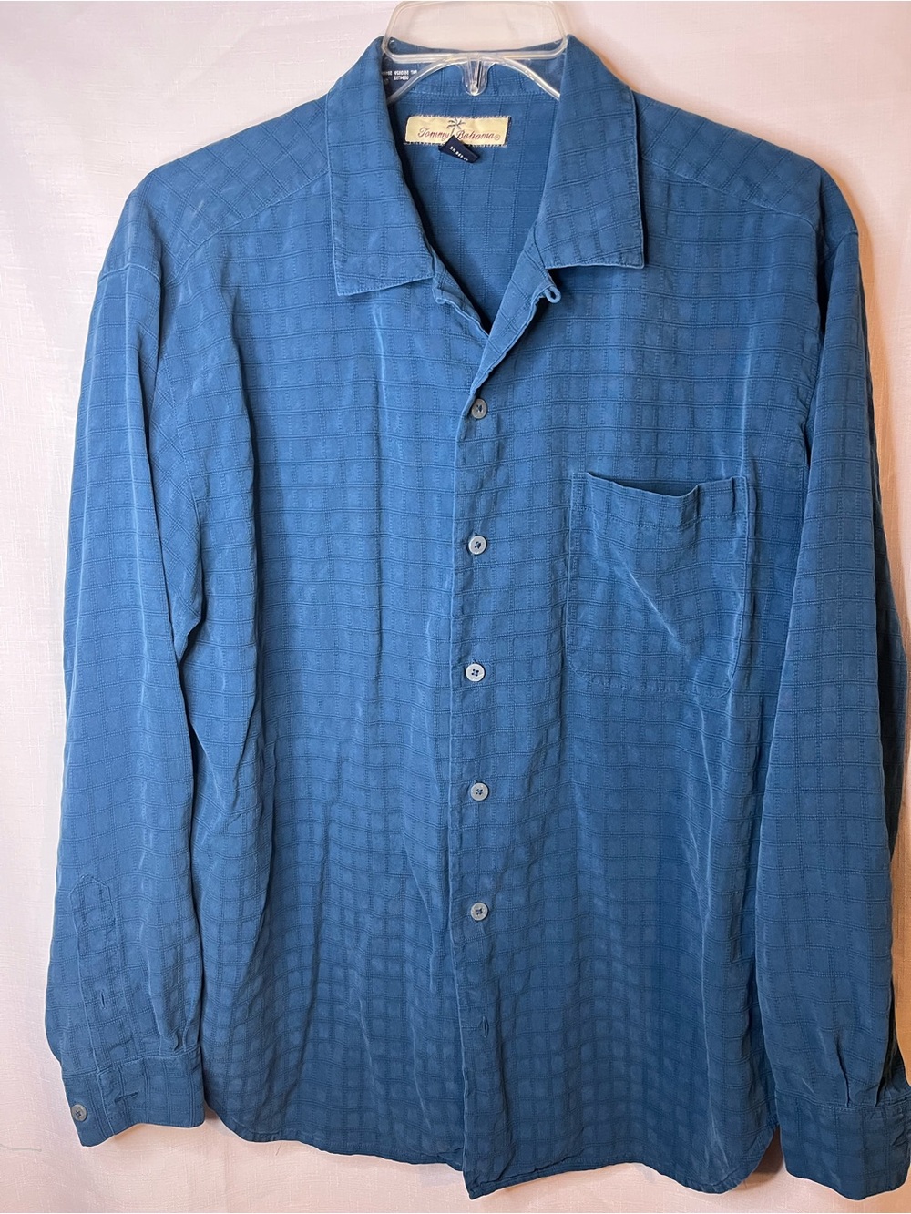 Tommy Bahama Men's Blue Textured Button-Up Shirt size large